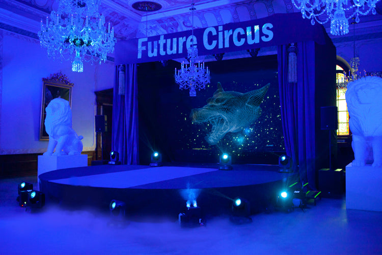 Lion statue with podium 350 cm