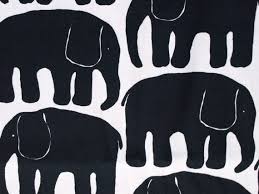 Скатерть черно-белая