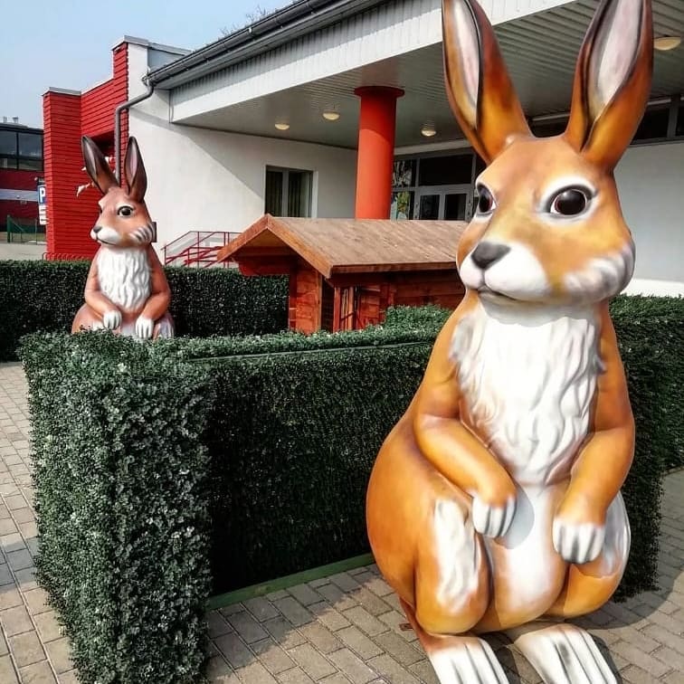 Rabbit sculpture 230 cm