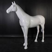 Horse white gloss life size