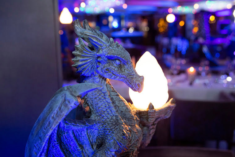 Chimera Dragon Table Statue with Lamp – Fantasy Decor (55 cm)