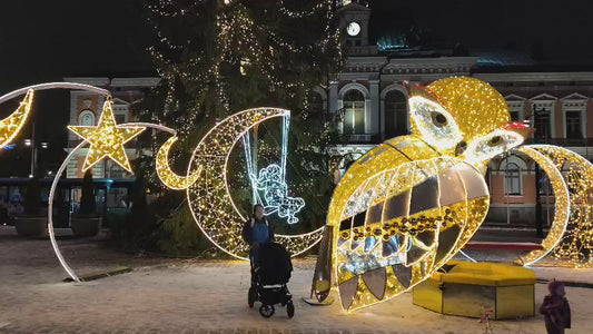 Giant 3.9m Interactive Illuminated Christmas Owl with Bench