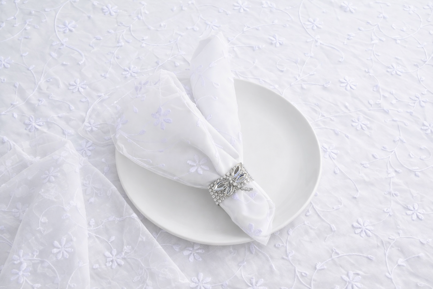 White tulle lace napkin